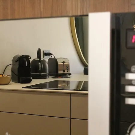Stellahome - La Petite Cour 아파트 사나리쉬르메르