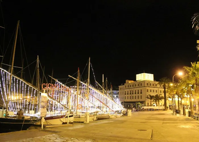 Stellahome - La Petite Cour * Sanary-sur-Mer